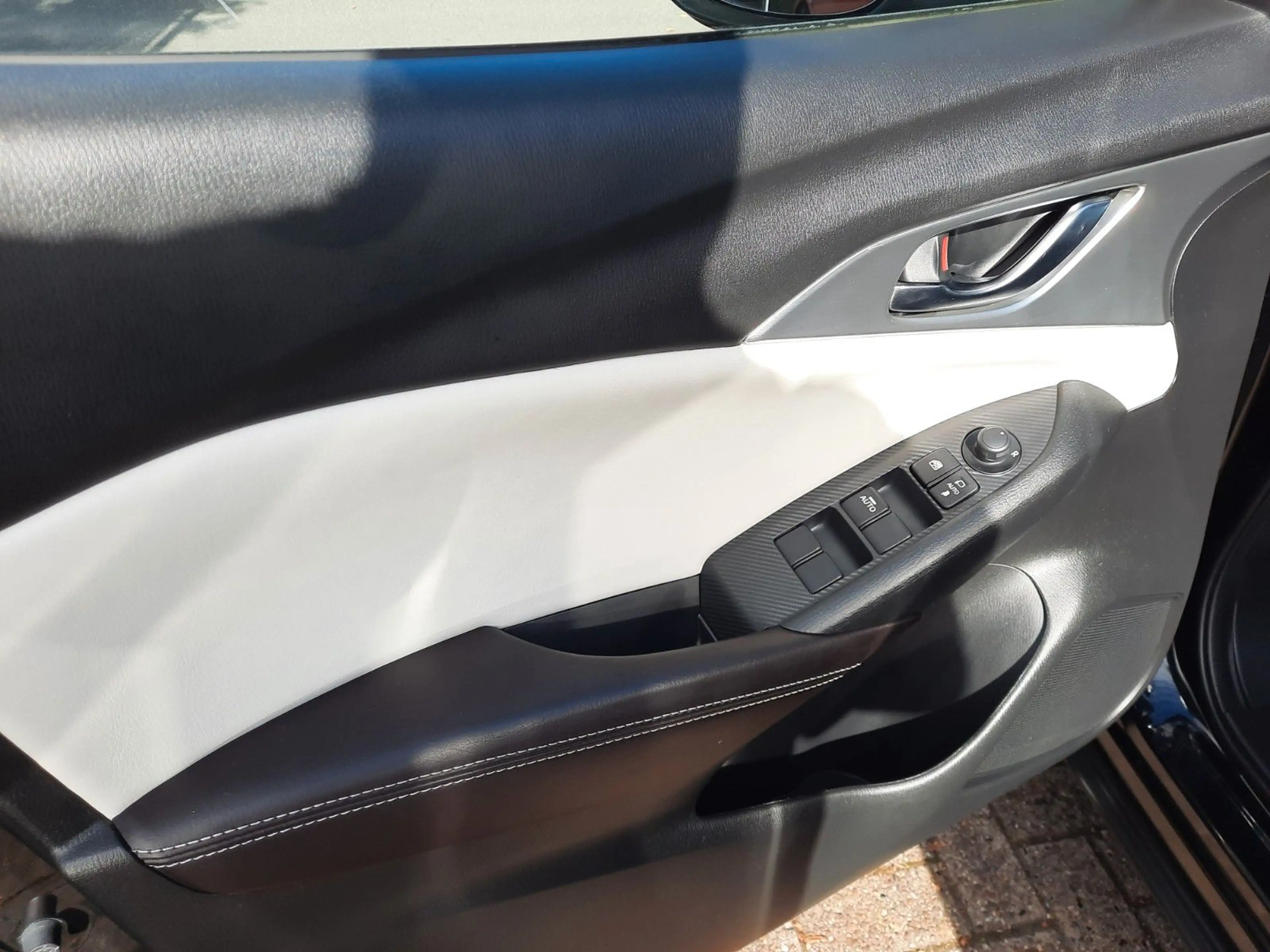Mazda CX-3 SKYACTIV-G 121 6AG KANGEI LEDER+MEMORY+NAVI — photo 7