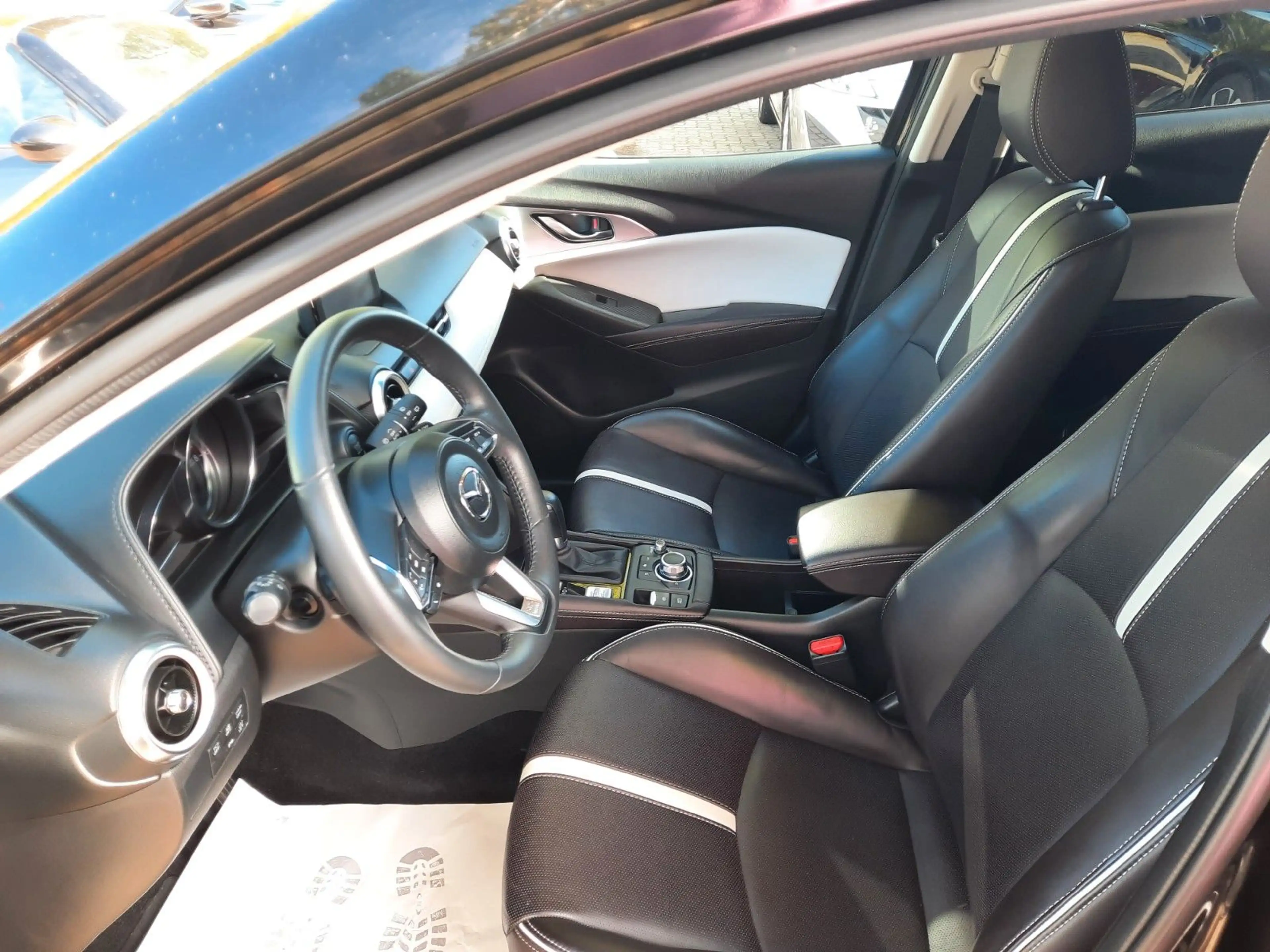 Mazda CX-3 SKYACTIV-G 121 6AG KANGEI LEDER+MEMORY+NAVI — photo 6