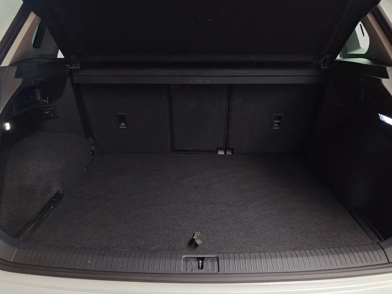 Volkswagen Tiguan TSI OPF Active *LEDER/Verw.Zetels/App Connect/ Camera* 19