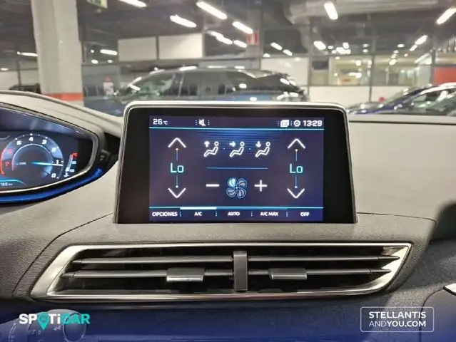 Peugeot 3008 view 15
