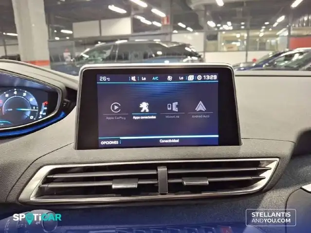 Peugeot 3008 view 16
