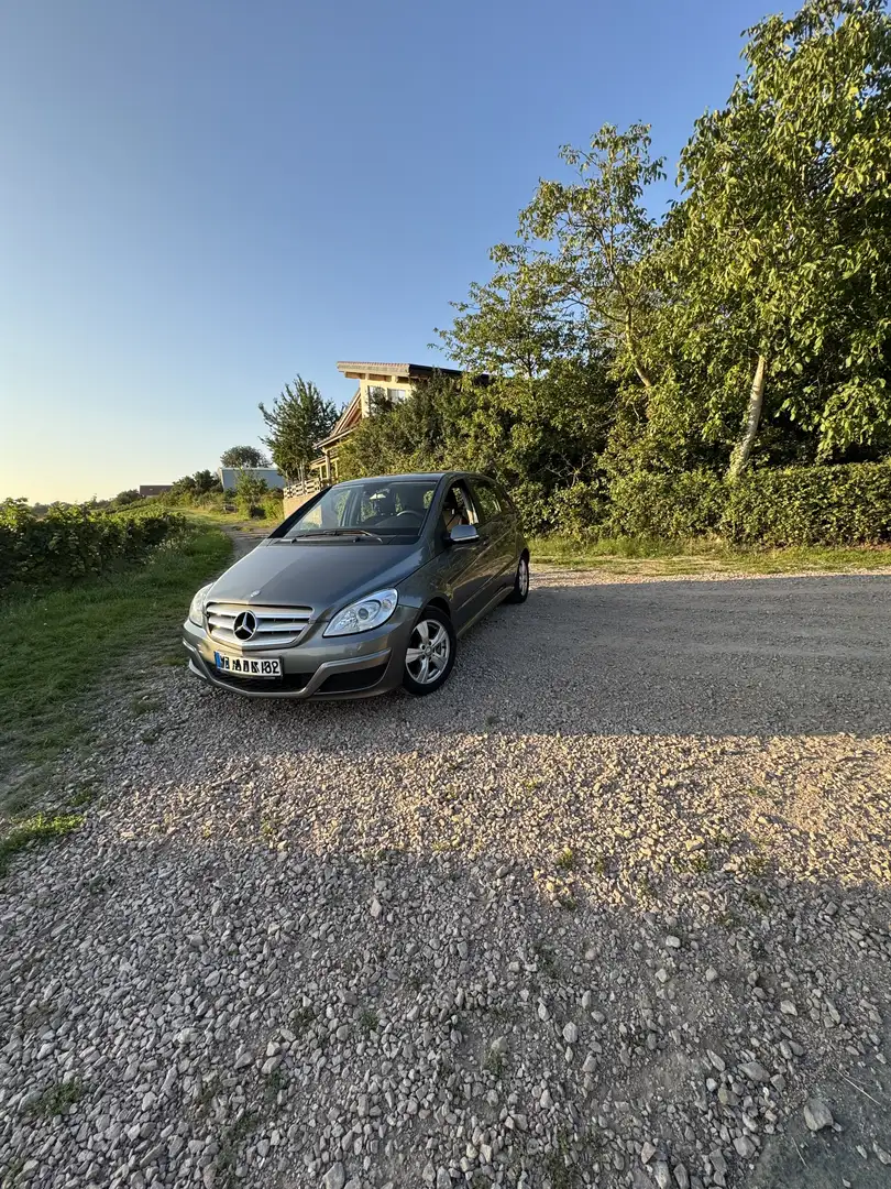 Mercedes-Benz B 180 voll fahrbereit top - 1