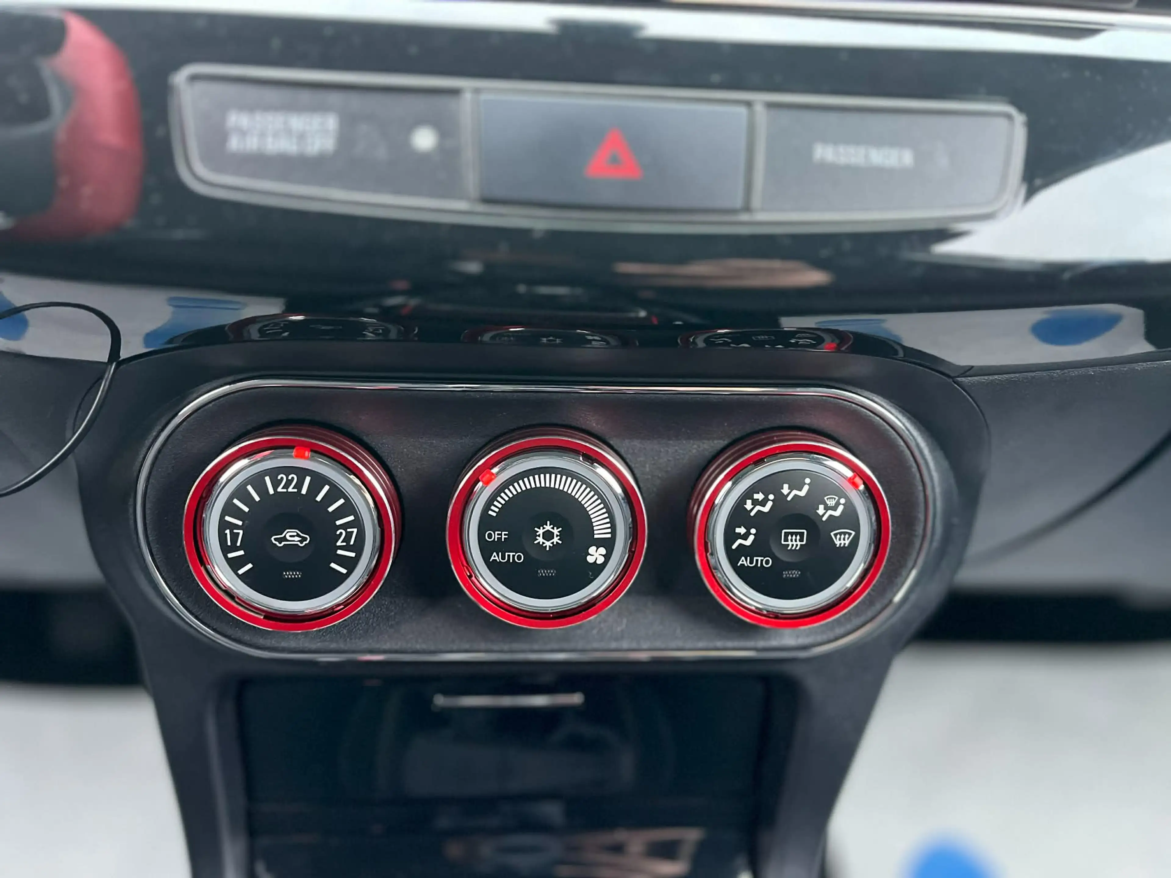Mitsubishi Lancer Lancer *BERLINE*ATT REM*PDC*CLIM*ECRAN TACTILE* — photo 15