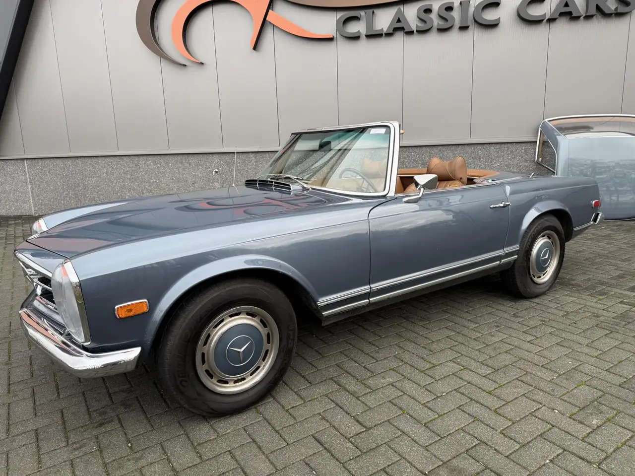 Mercedes-Benz SL 280 W113 Pagode, foto 2
