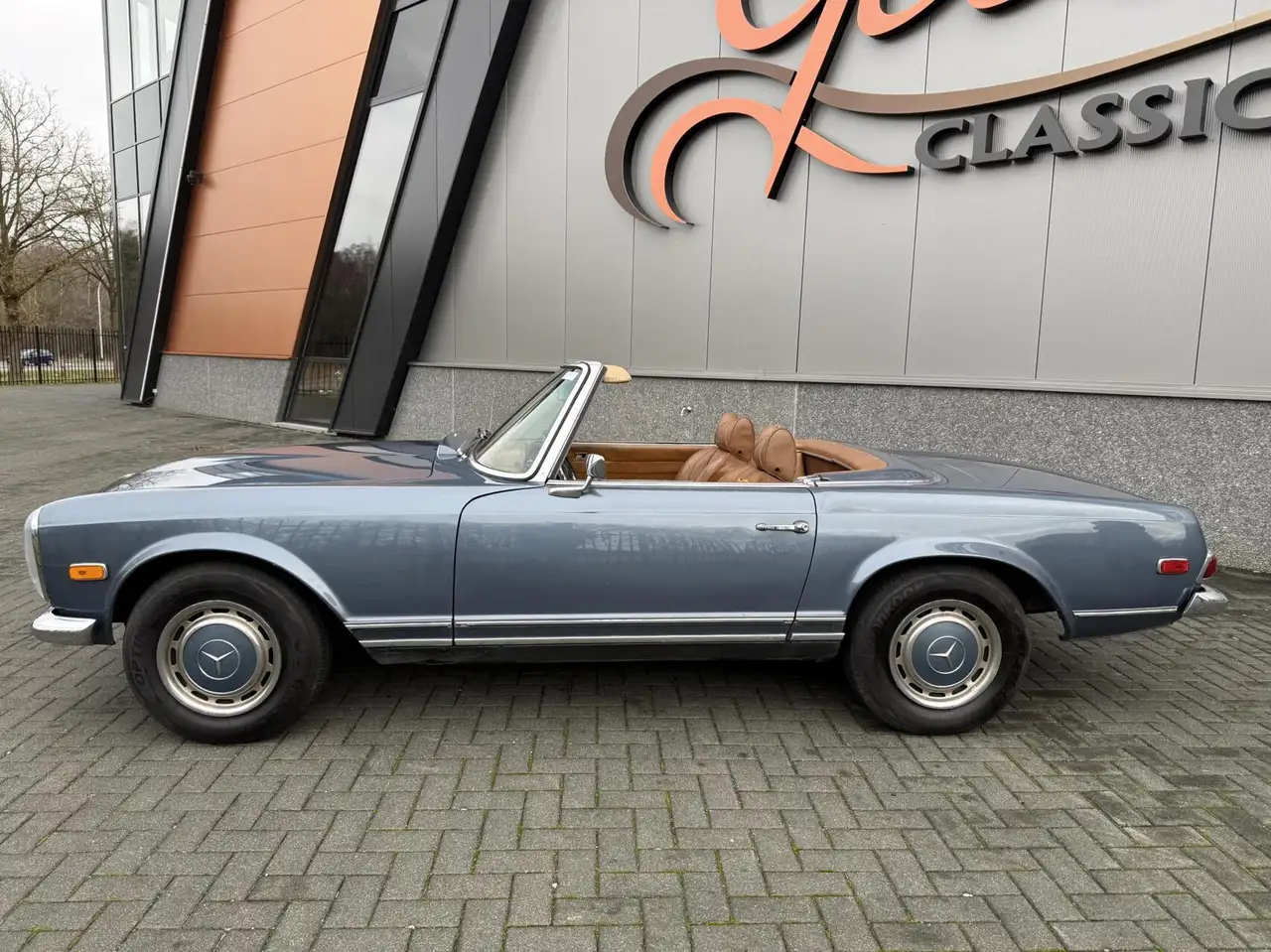 Mercedes-Benz SL 280 W113 Pagode, foto 4