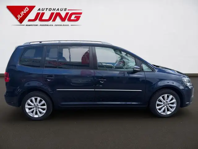 Volkswagen Touran view 10