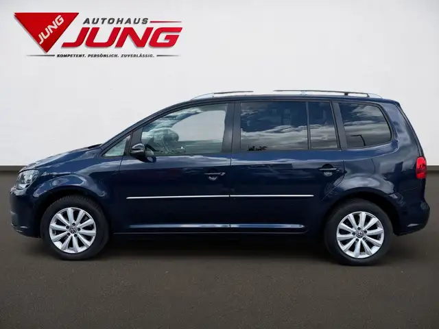Volkswagen Touran view 6