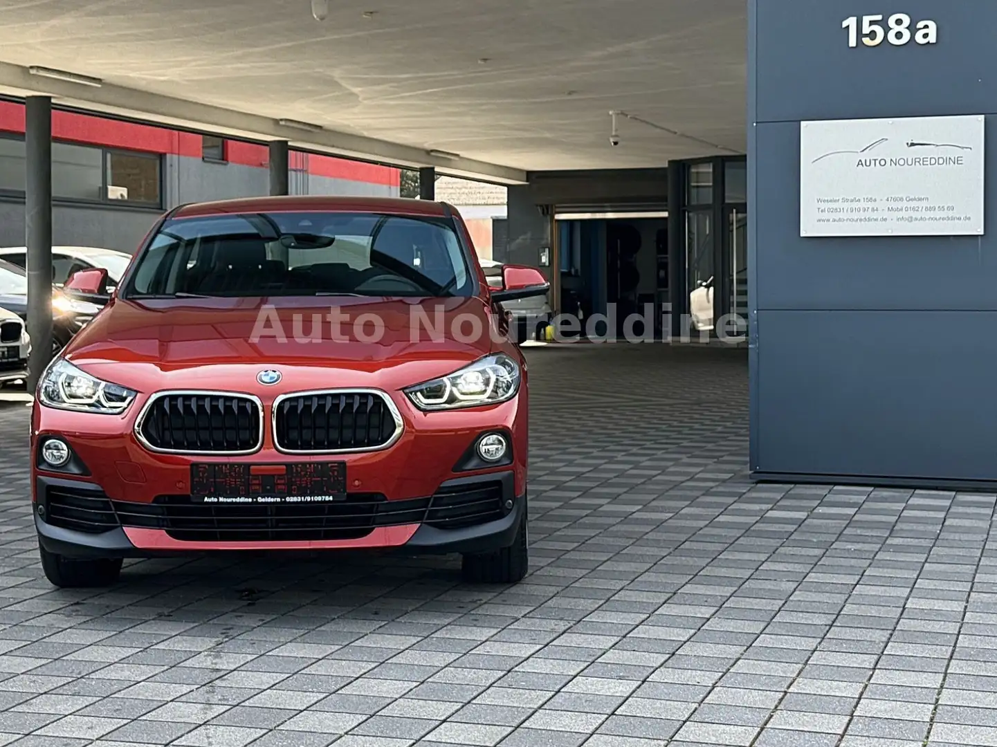 BMW X2 sDrive 18d *Navi*LED*Parkassitent*EHK*1.Hand* Orange - 2