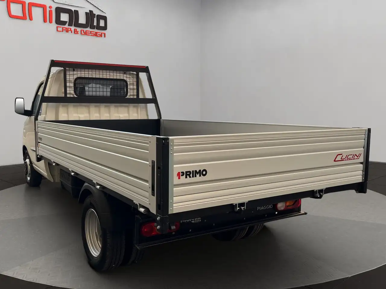 Piaggio Porter 2025