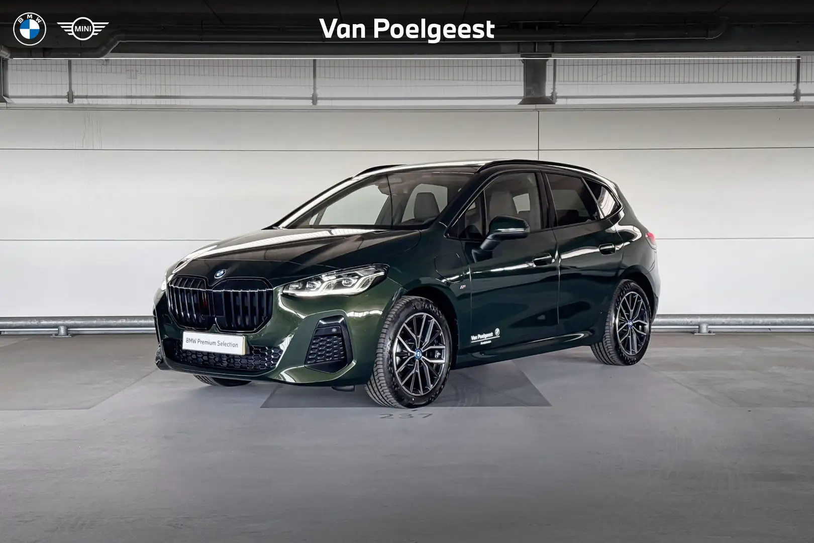 BMW 225 2 Serie Active Tourer 225e xDrive Groen - 1