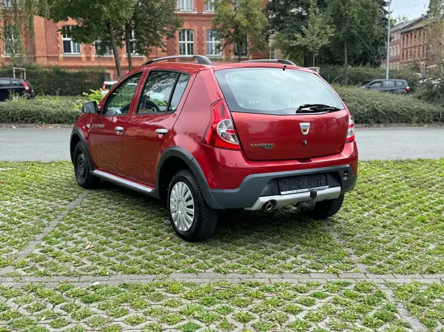 Dacia Sandero view 10