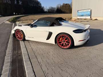 718 Spyder RS