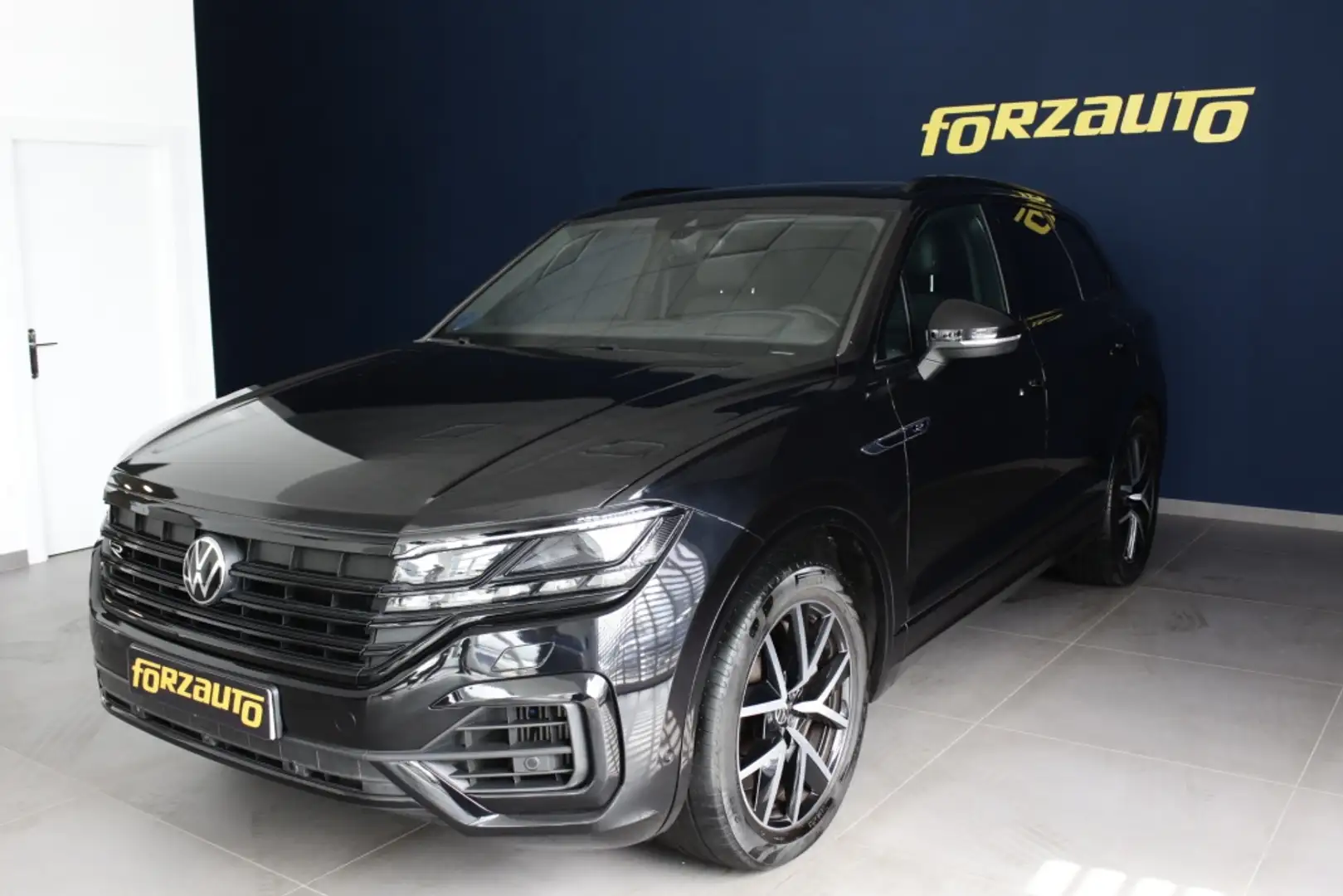 Volkswagen Touareg 3.0TSI V6 R 4Motion Tiptronic Negro - 1