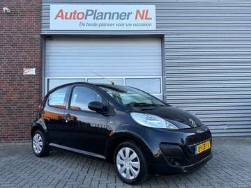 1.0 Blue Lease! 5-Deurs! Airco! Elek. ramen!