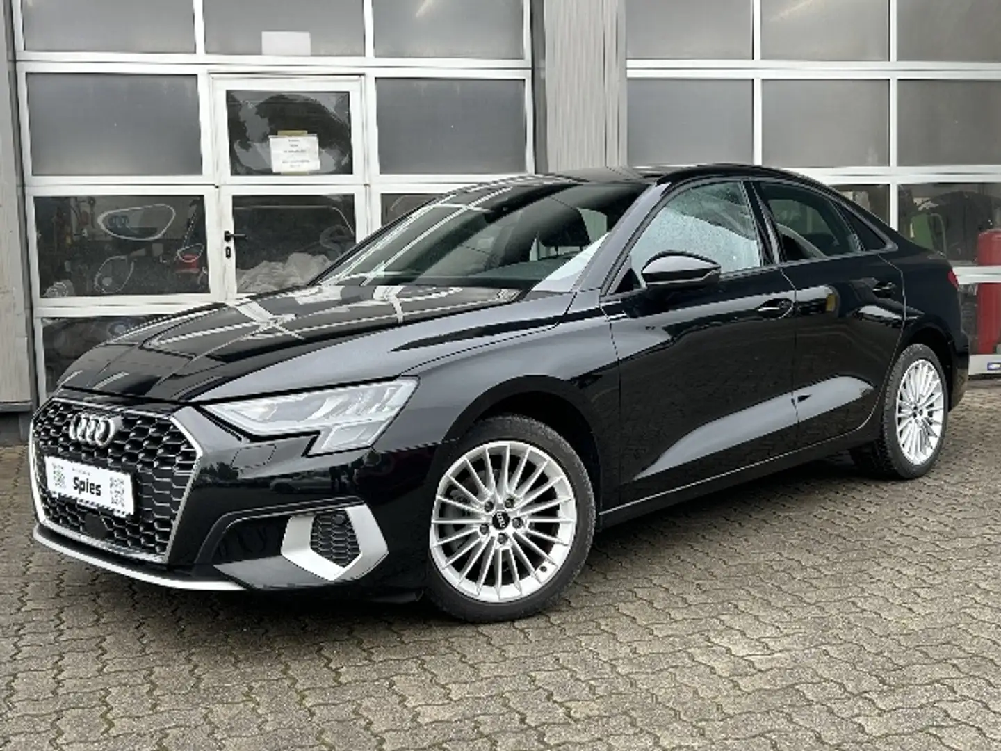 Audi A3 Limousine 2.0 TDI / AHK / Virt. Cock Schwarz - 1