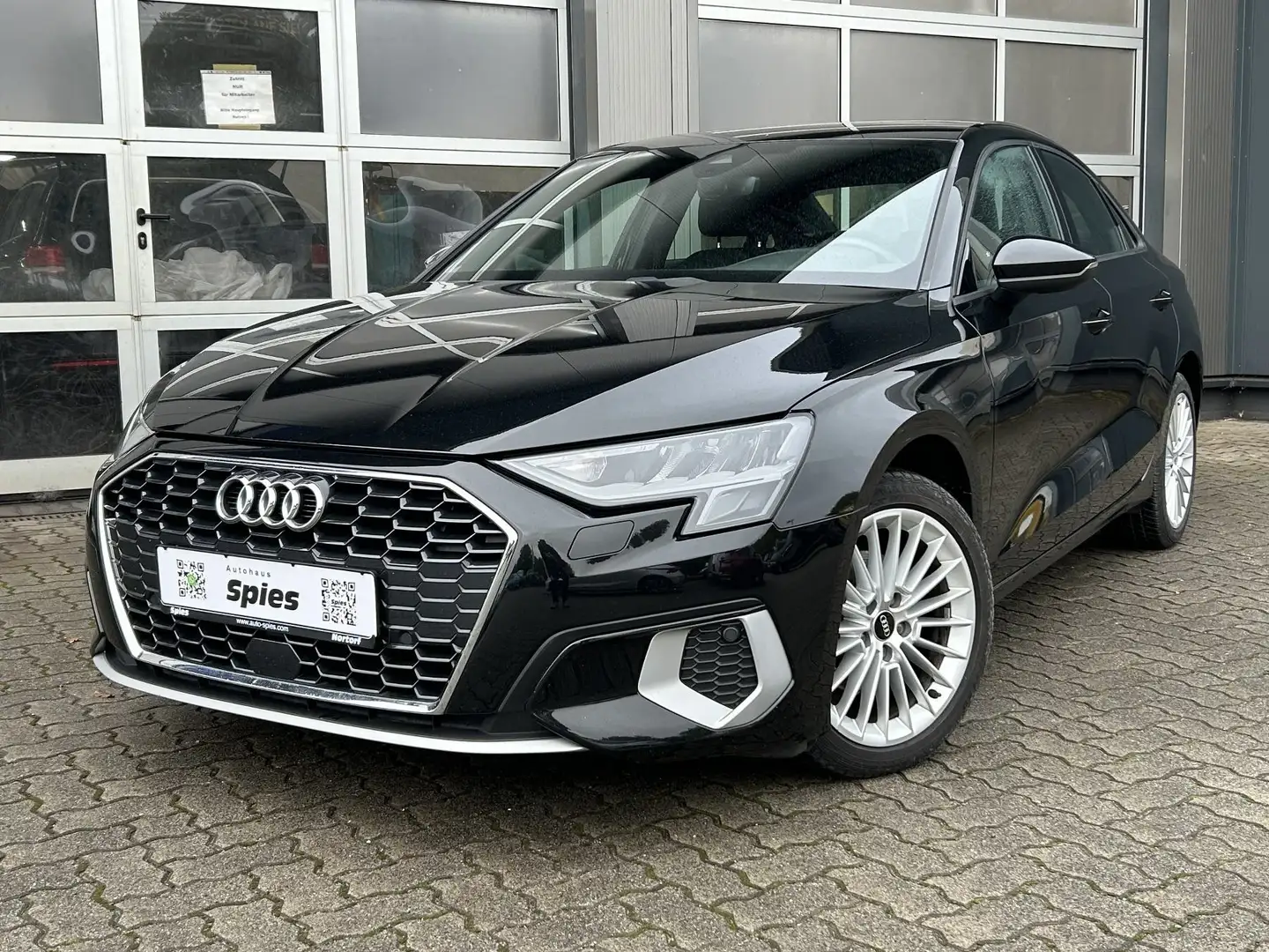 Audi A3 Limousine 2.0 TDI / AHK / Virt. Cock Schwarz - 2