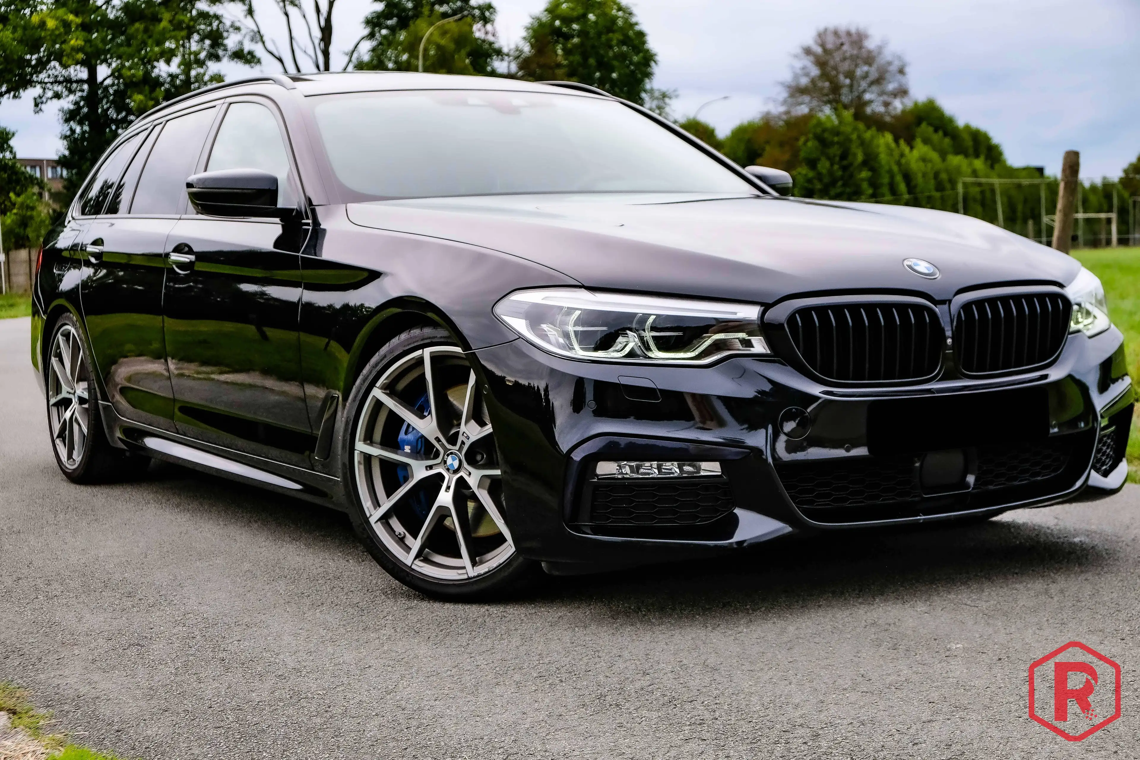 BMW 540 i xDrive Touring Pano HarmanKardon ACC