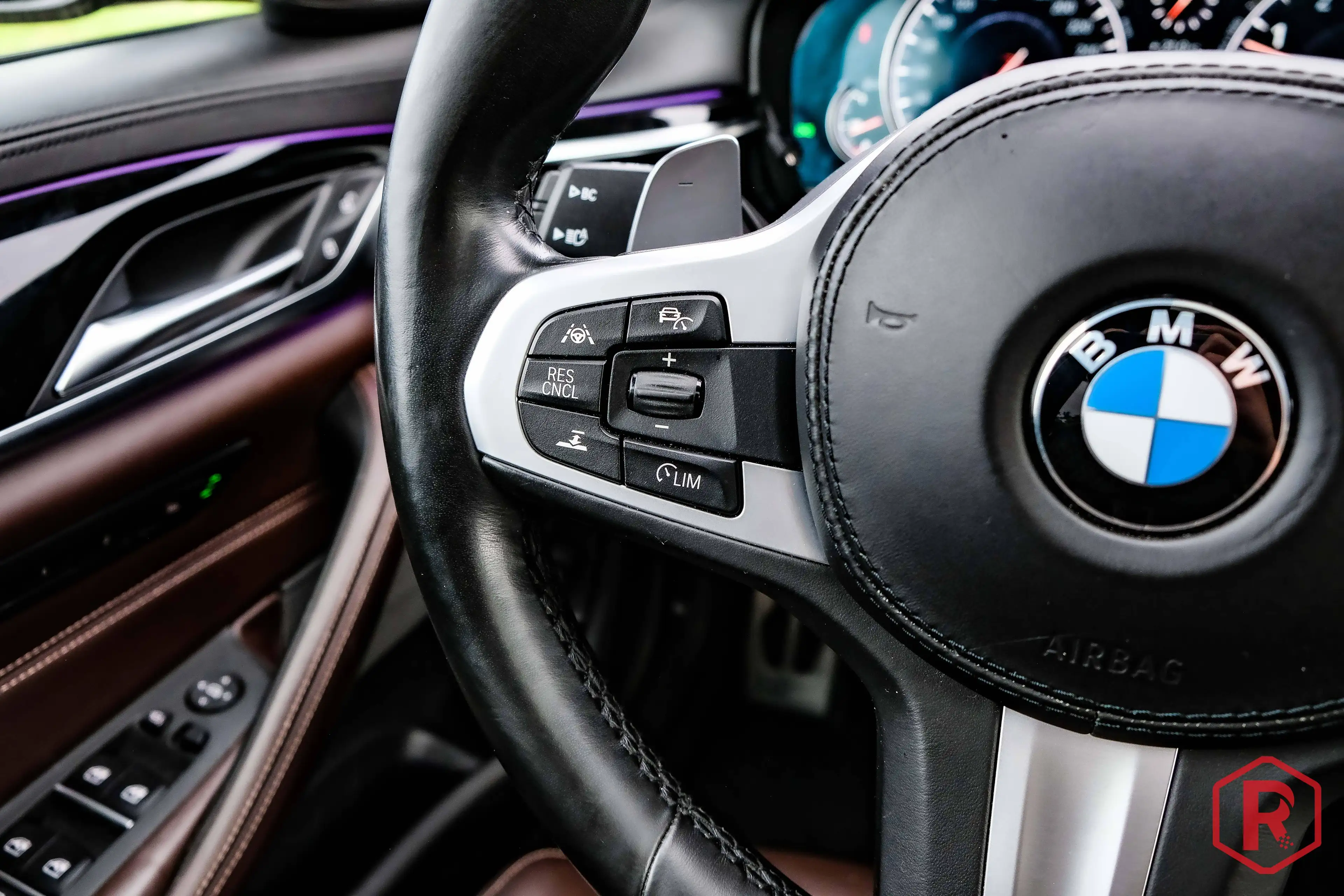 BMW 540 i xDrive Touring Pano HarmanKardon ACC — photo 14