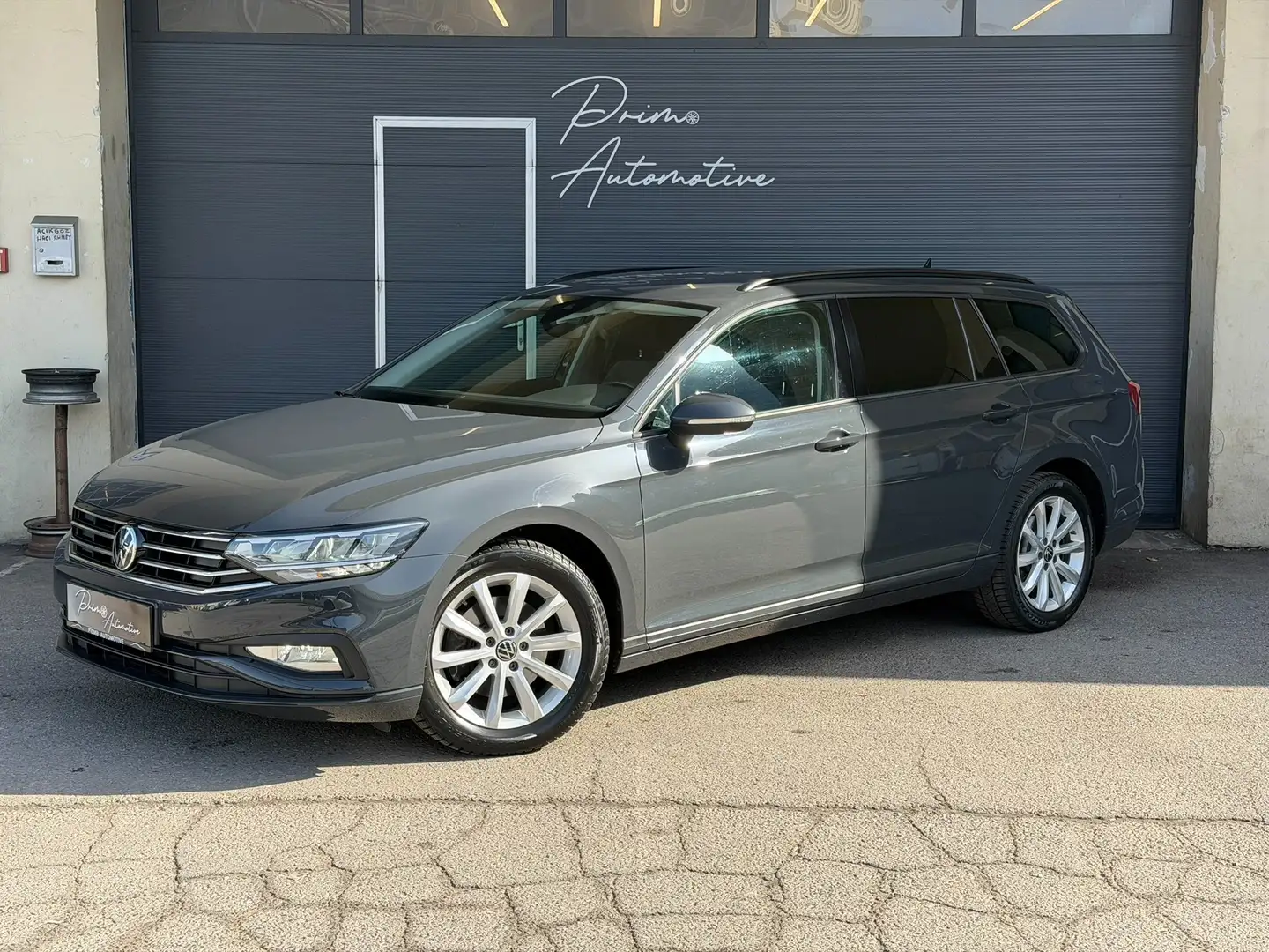 Volkswagen Passat Variant 2,0TDI DSG NAVI* LED* ASSYST* KAMERA* ab €179,- Grau - 2