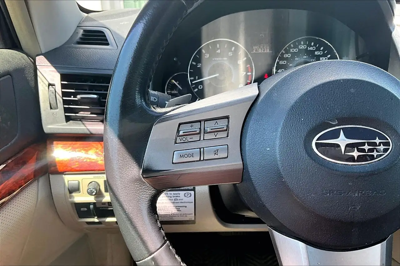 Subaru OUTBACK fotografie Subaru OUTBACK