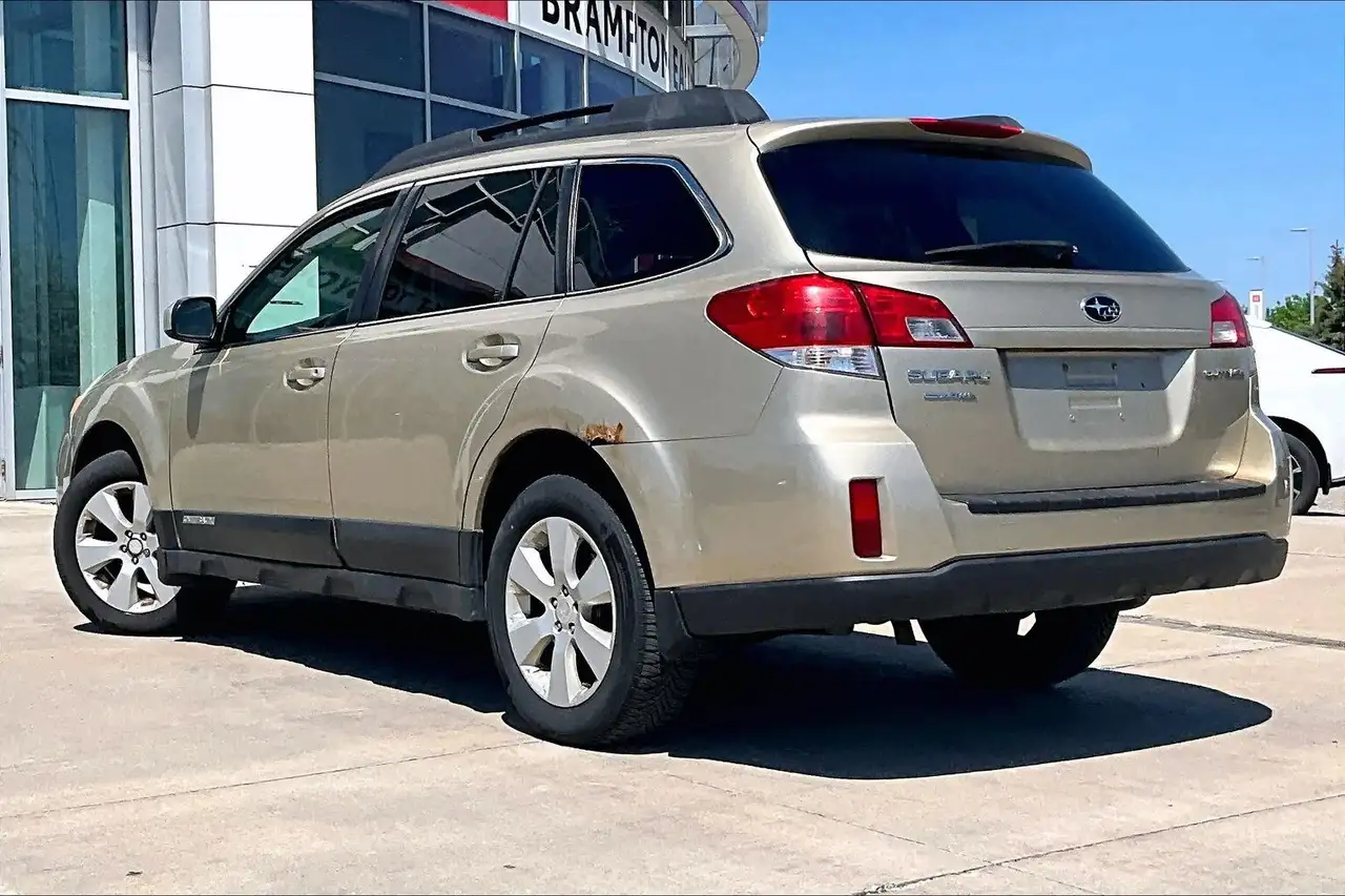 Subaru OUTBACK fotografie Subaru OUTBACK