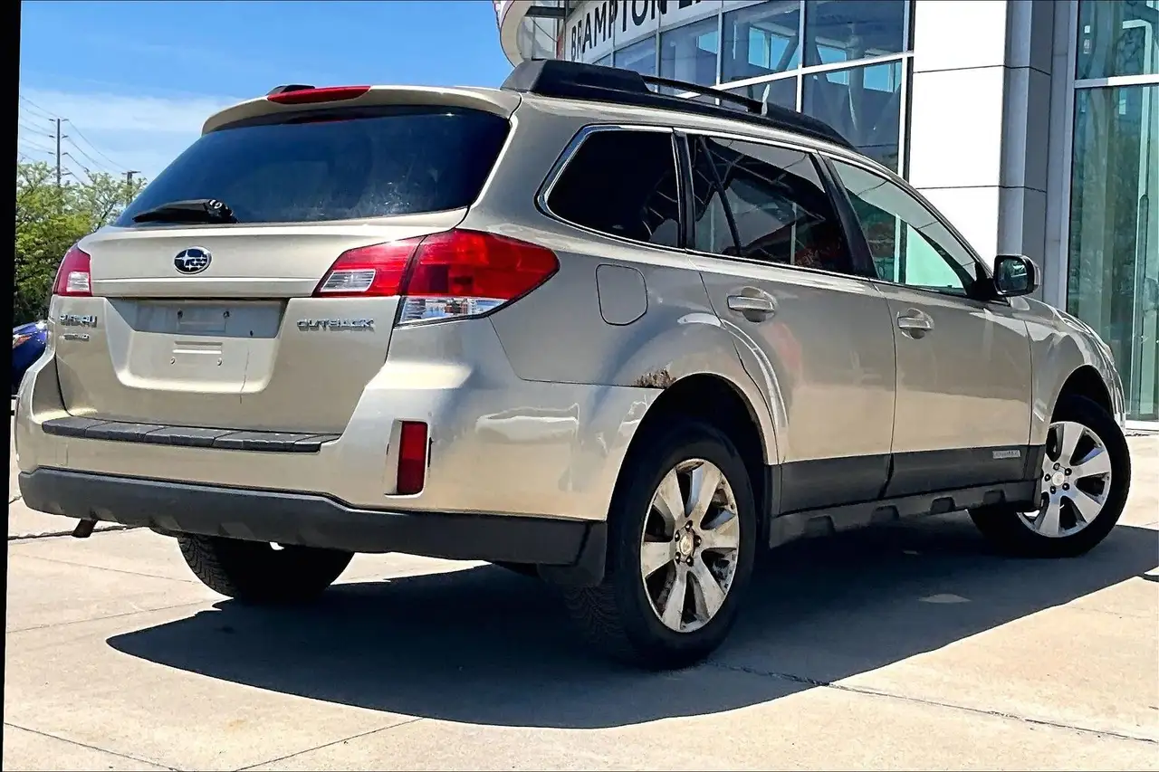Subaru OUTBACK fotografie Subaru OUTBACK
