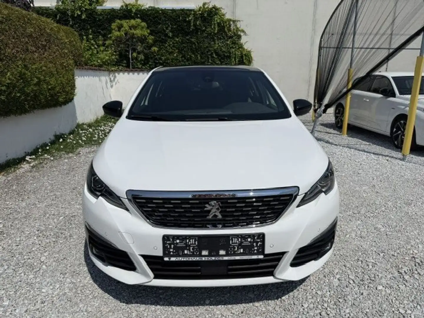 Peugeot 308 BlueHDI 130 S&S EAT8 GT Weiß - 2
