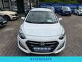 Hyundai i30 1,4 CW Blue /Navi/Klima/1.Hand Weiß - thumbnail 1