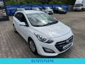 Hyundai i30 1,4 CW Blue /Navi/Klima/1.Hand Weiß - thumbnail 2