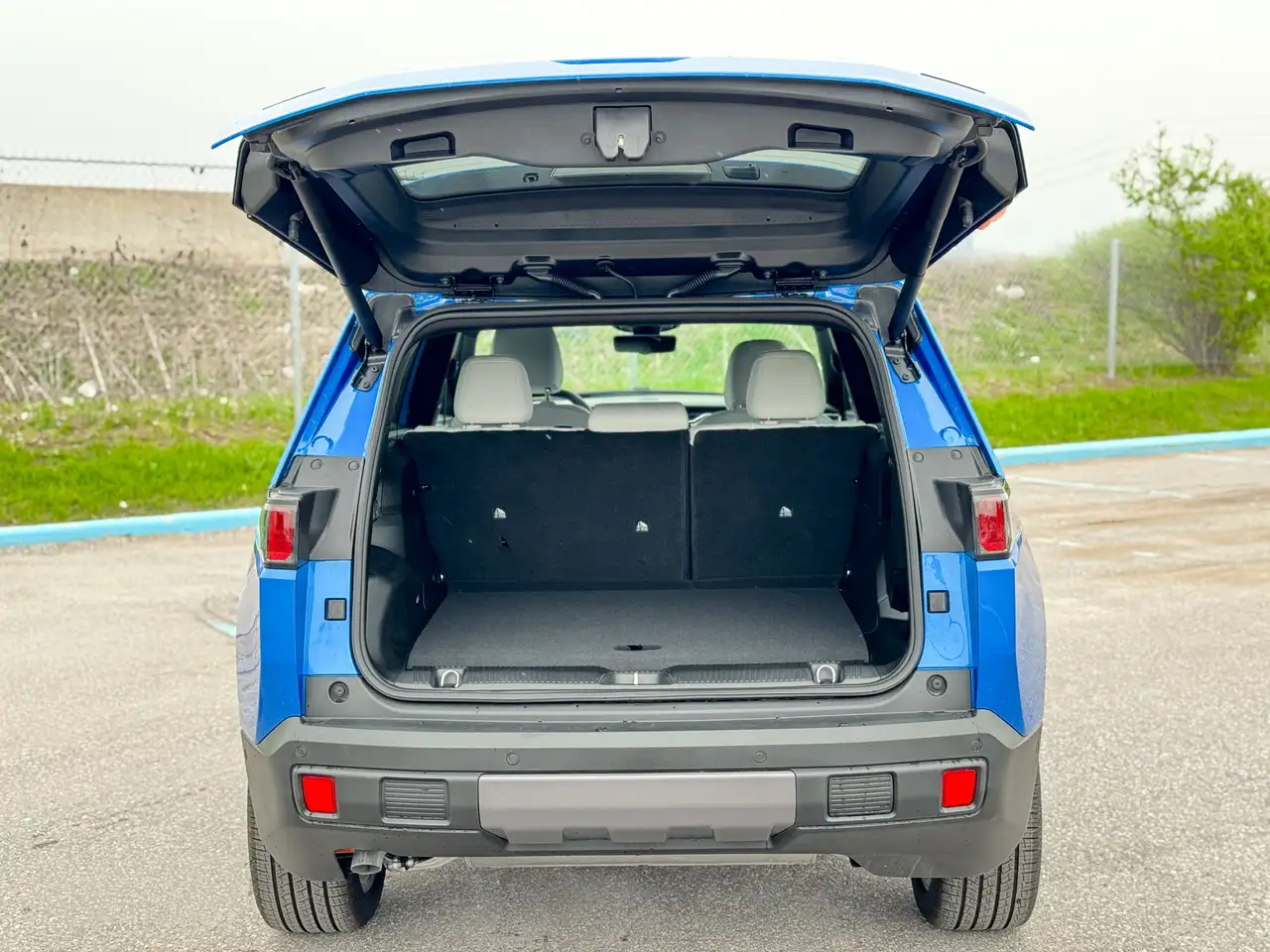 Jeep Cherokee снимка Jeep Cherokee