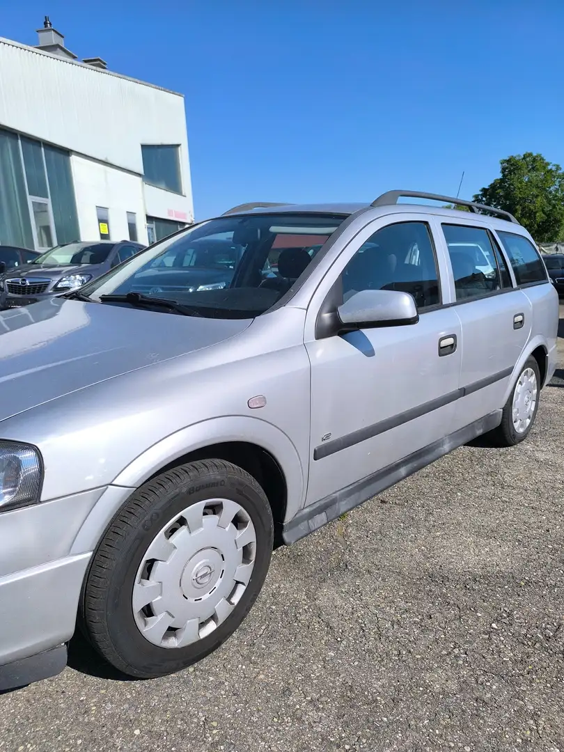 Opel Astra - 2