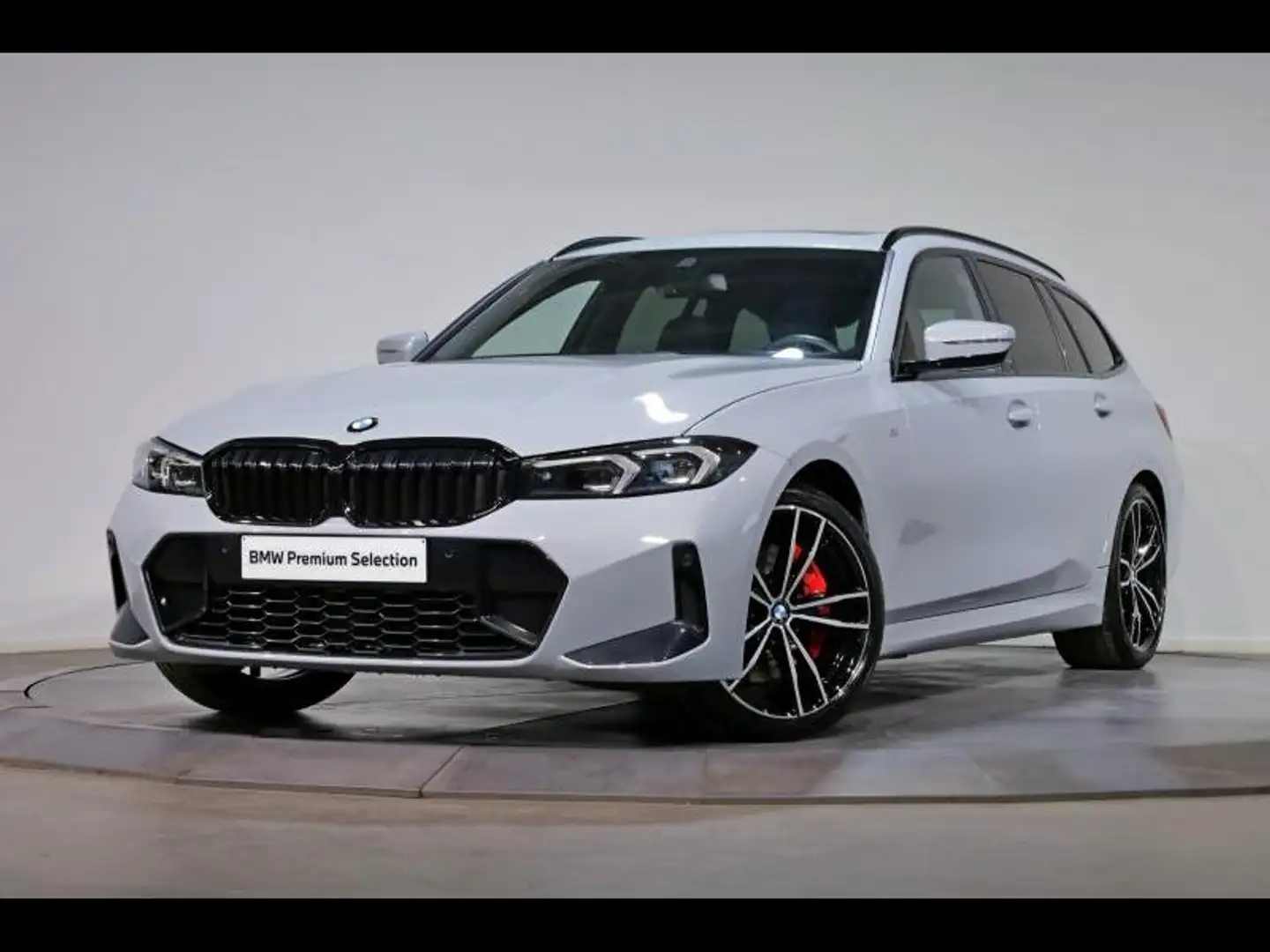 BMW 318 i Touring Kit M Sport Grijs - 1