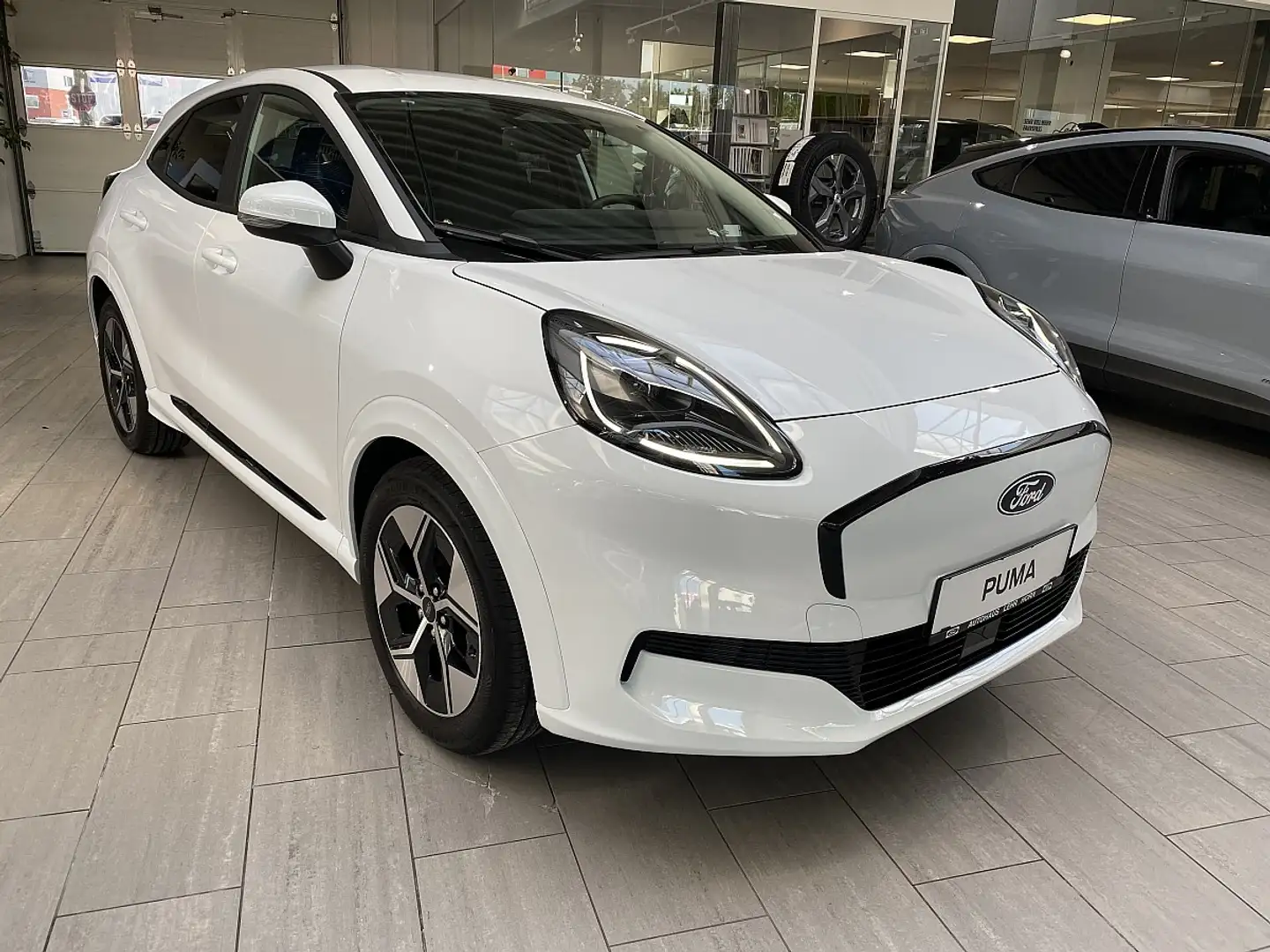 Ford Puma E-Gen 43kWh Weiß - 1