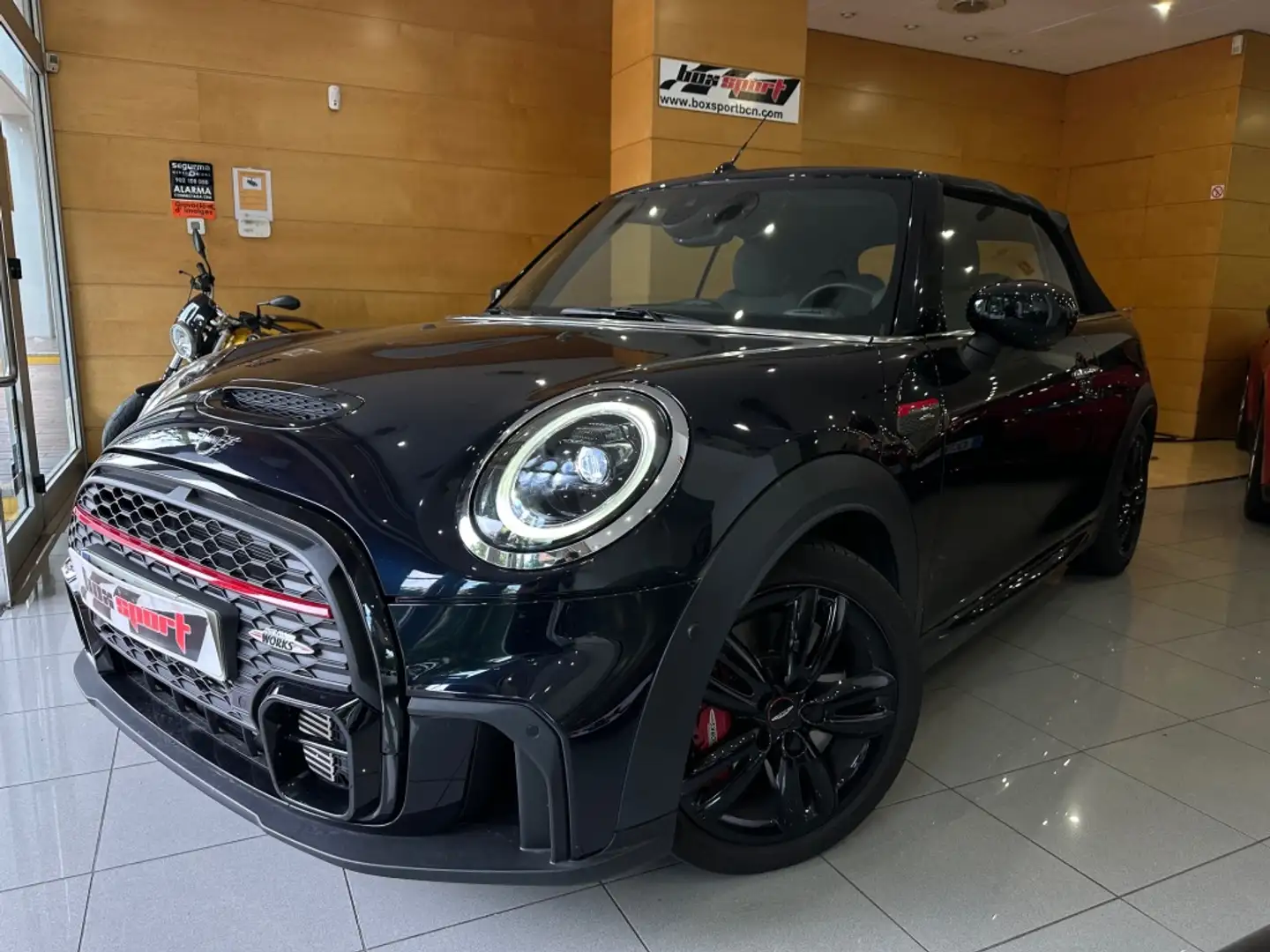 MINI John Cooper Works Cabrio Aut. Negro - 2