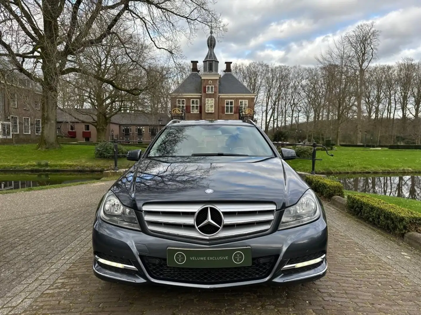 Mercedes-Benz C 180 Estate Edition | Navi | Schuif/Kanteldak | Automaa Grijs - 2