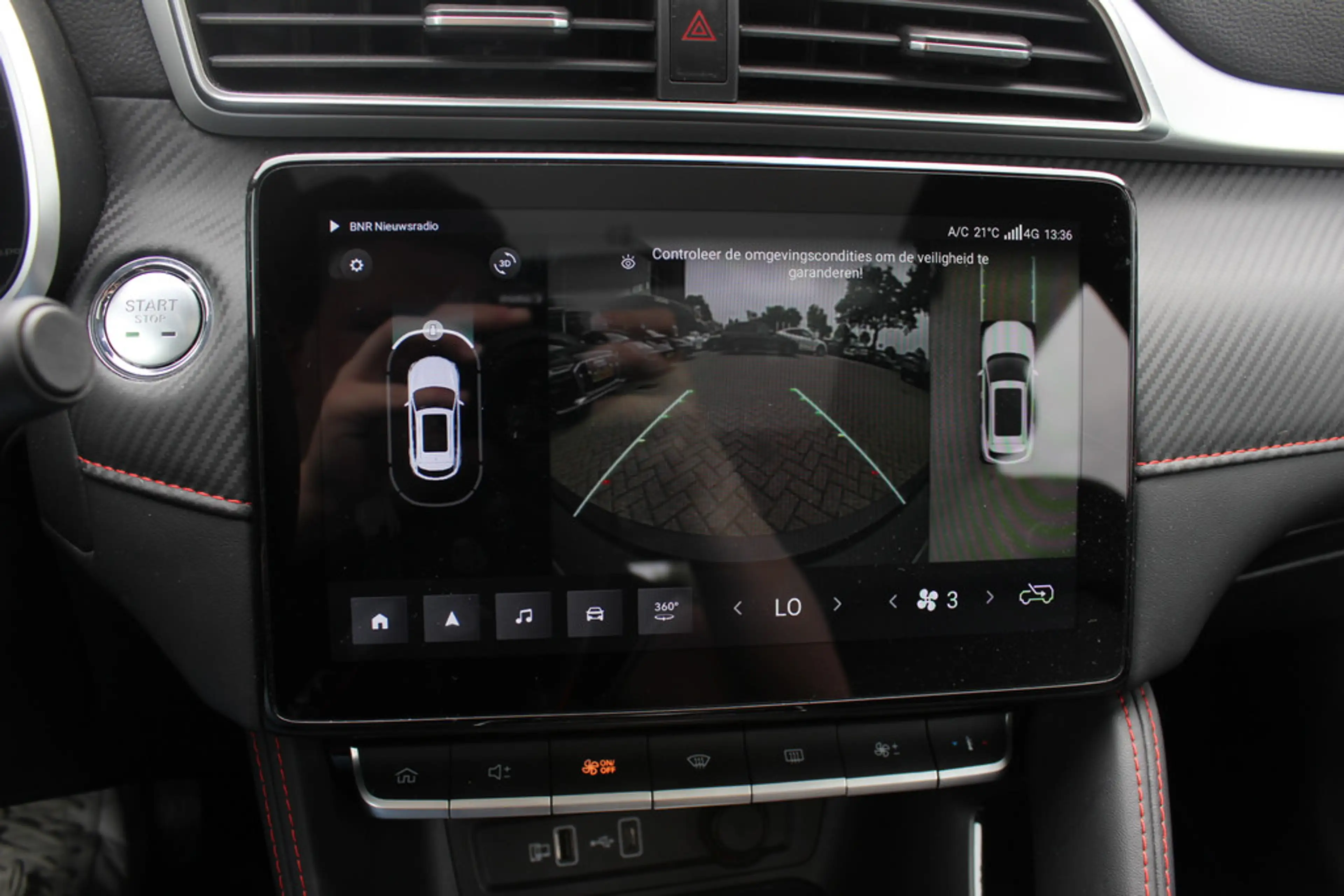 MG ZS MG EV EV Long Range Luxury 70 kWh / Trekhaak / Pan — photo 11