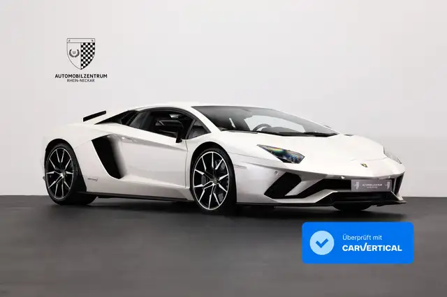 Lamborghini Aventador