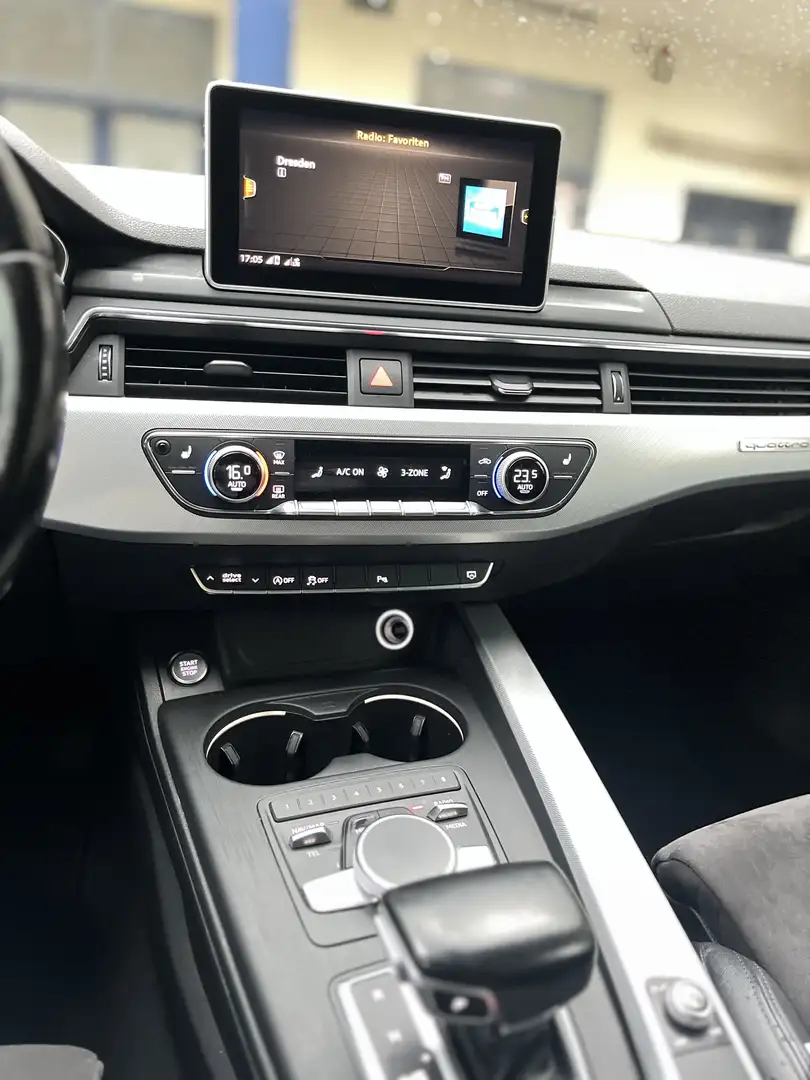 Audi A5 quattro sport Schwarz - 1