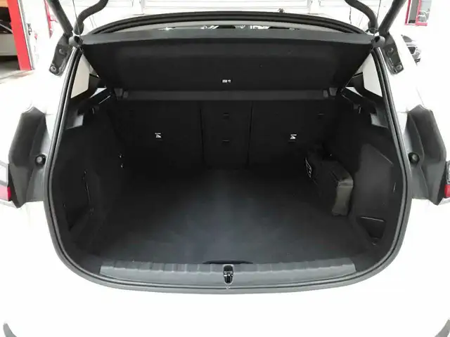 BMW 2 Series view 15