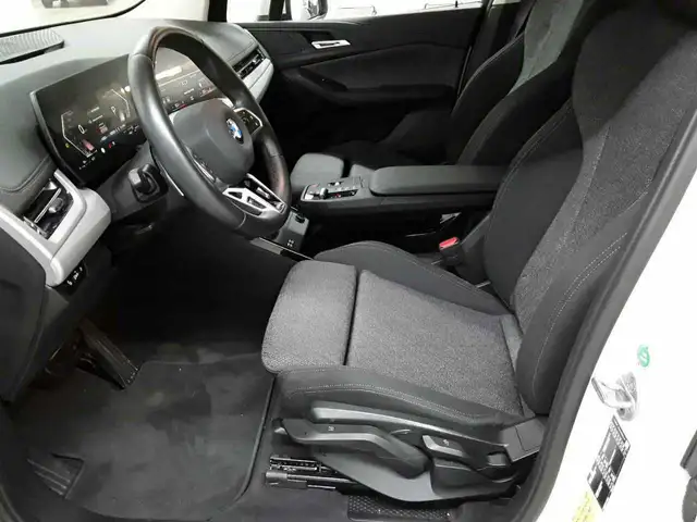 BMW 2 Series view 7