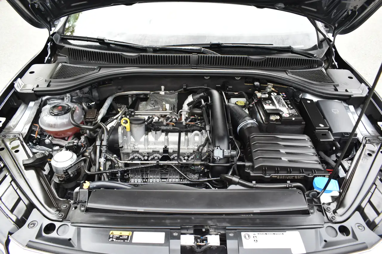 Volkswagen Jetta снимка Volkswagen Jetta