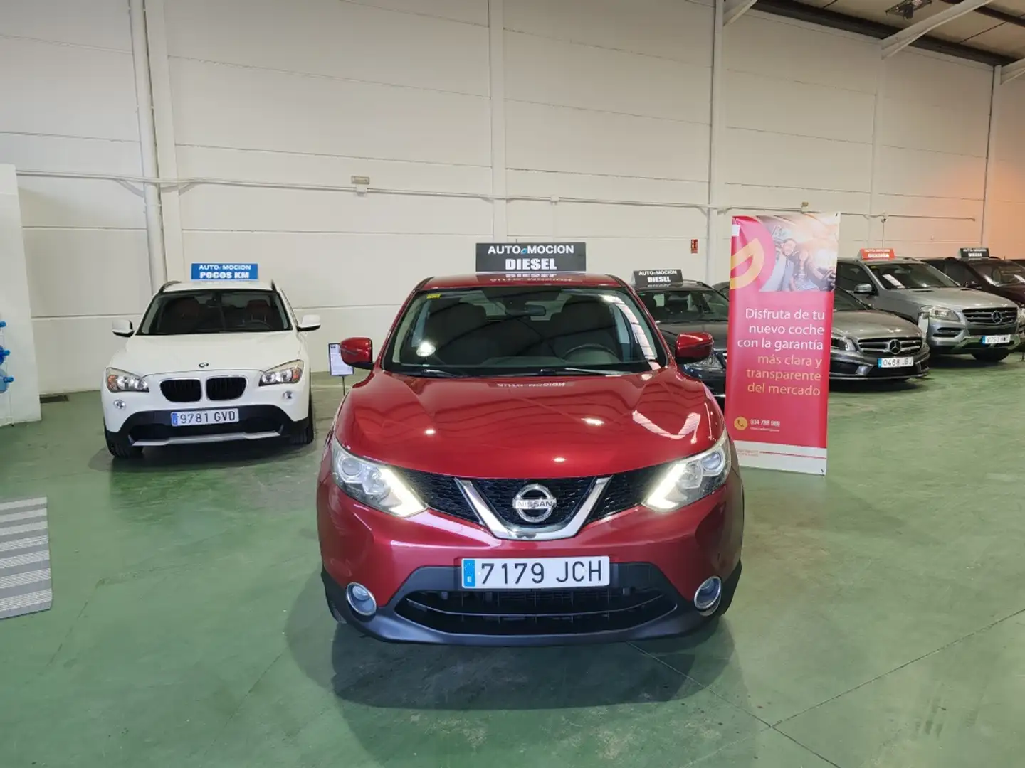 Nissan Qashqai 1.5dCi 360 4x2 Mauve - 1
