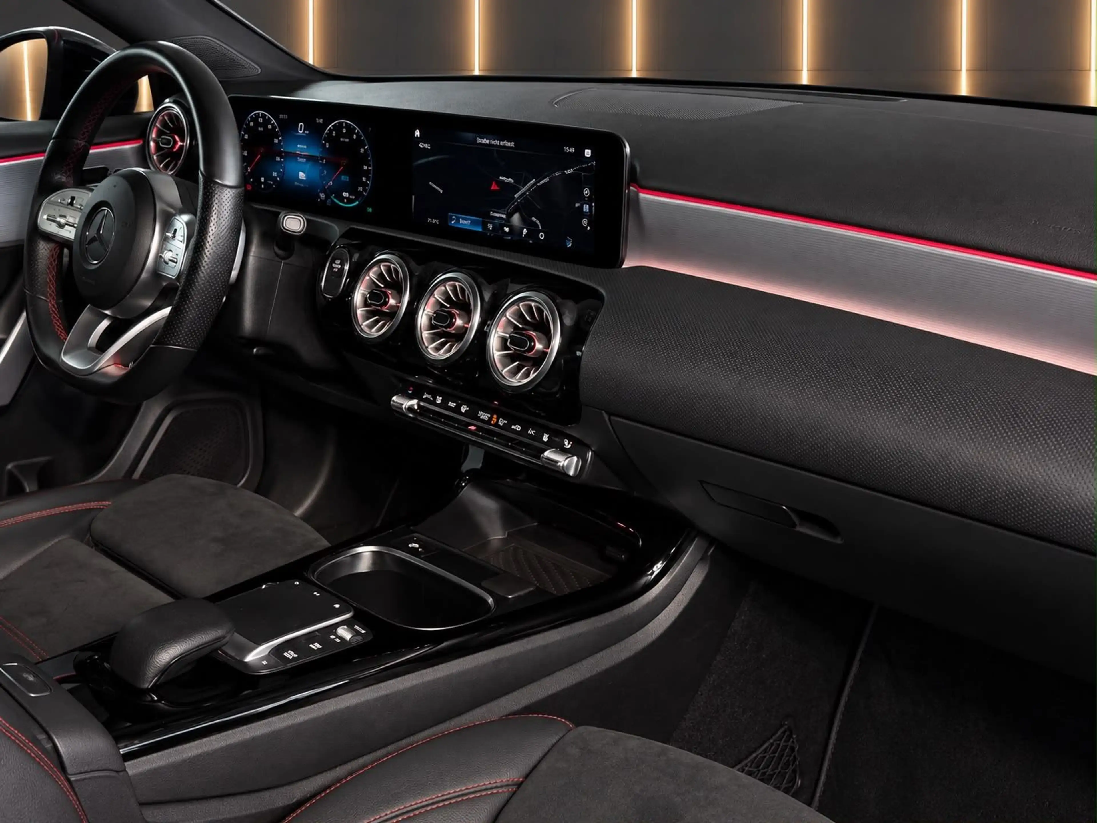 Mercedes-Benz A 250 e Limousine AMG-Line *NIGHT*KAM*AMBIENTE* — photo 11