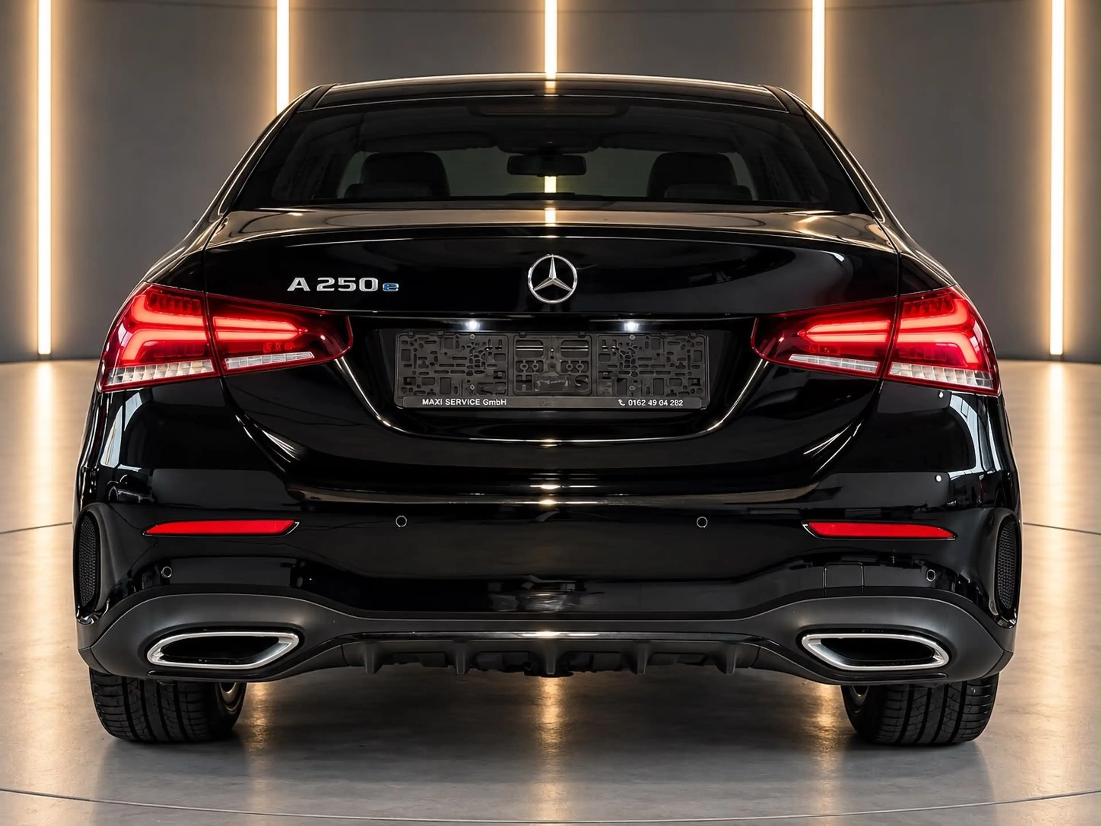 Mercedes-Benz A 250 e Limousine AMG-Line *NIGHT*KAM*AMBIENTE* — photo 7