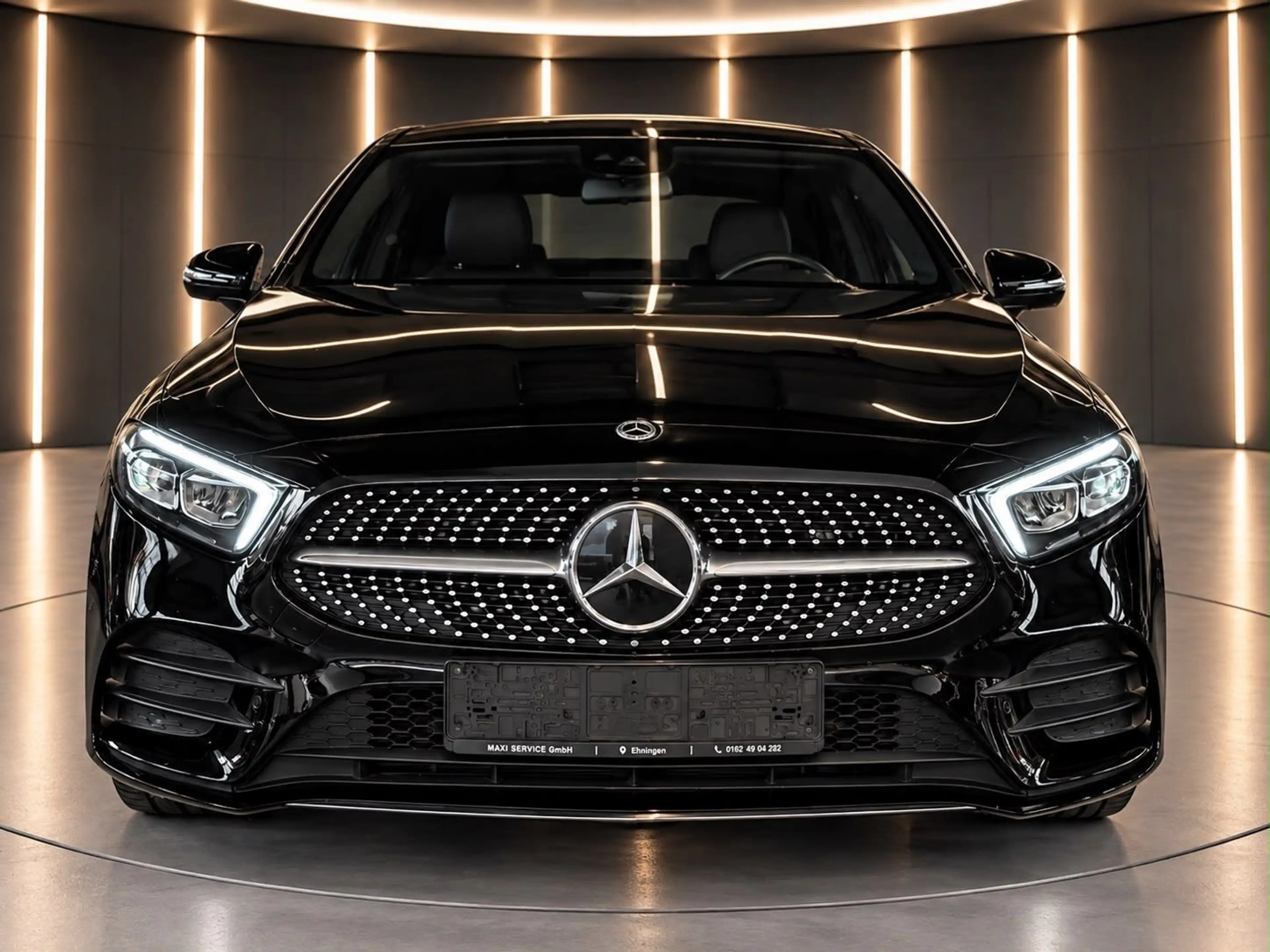 Mercedes-Benz A 250 e Limousine AMG-Line *NIGHT*KAM*AMBIENTE* — photo 4