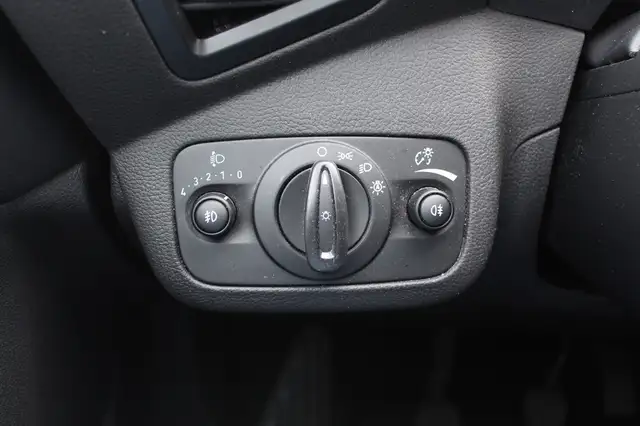 Ford C-Max view 30