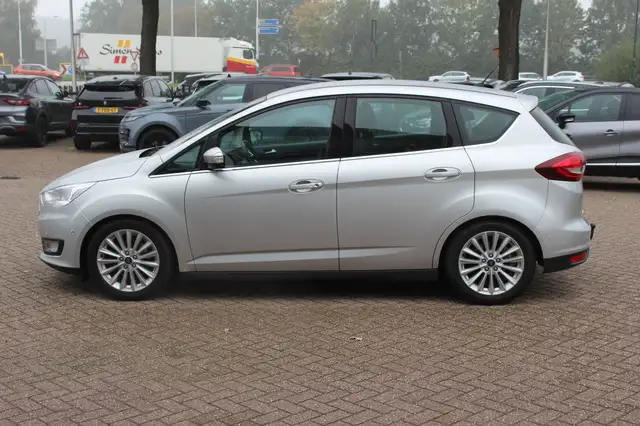 Ford C-Max view 7