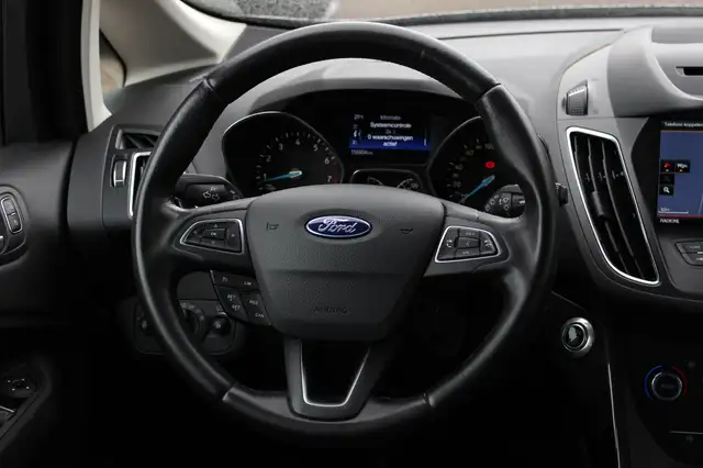 Ford C-Max view 18