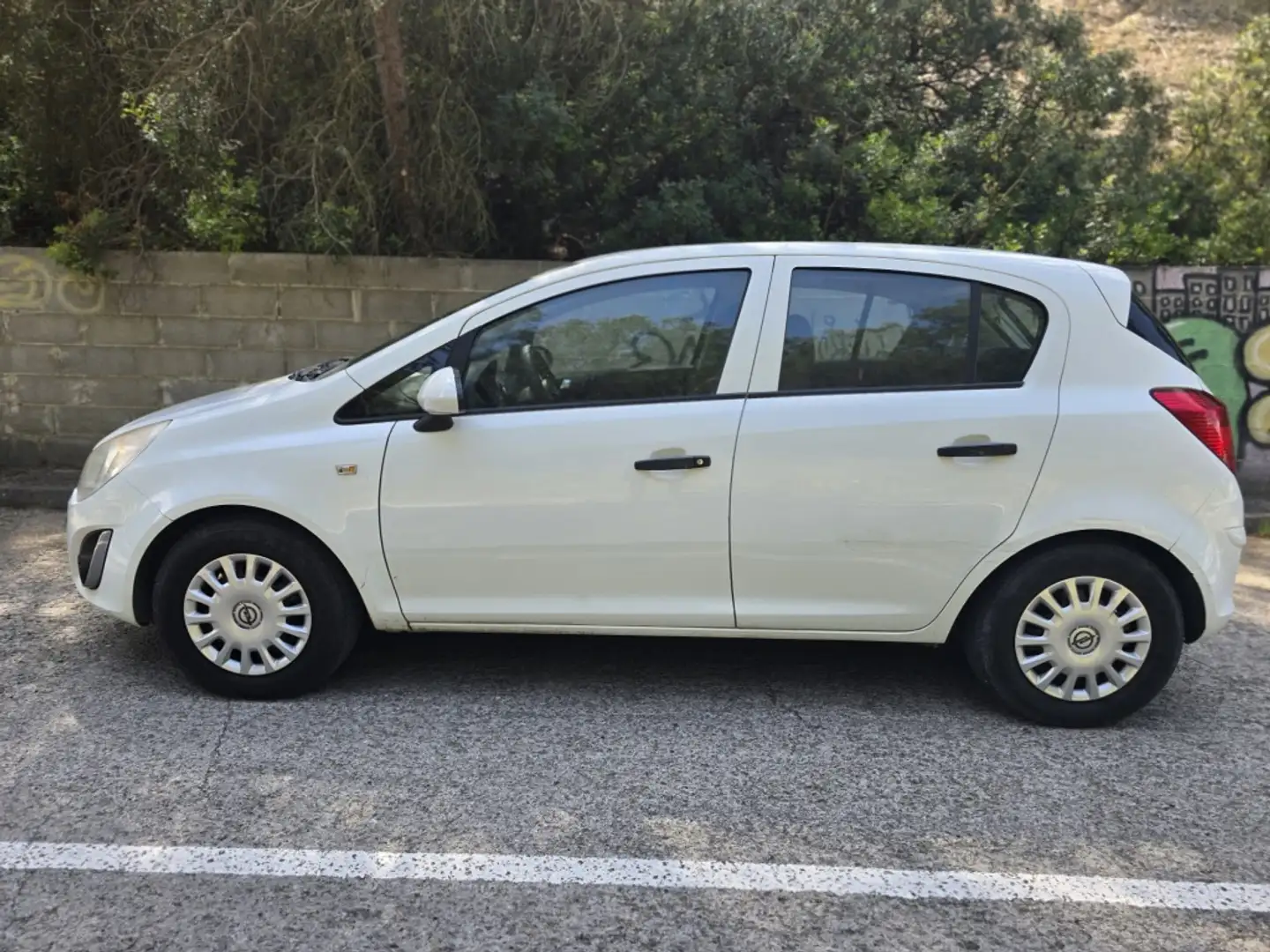 Opel Corsa 1.2 Essentia Blanc - 2