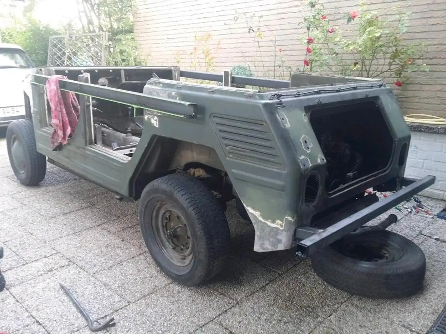 Volkswagen 181 Kübel Verde - 2